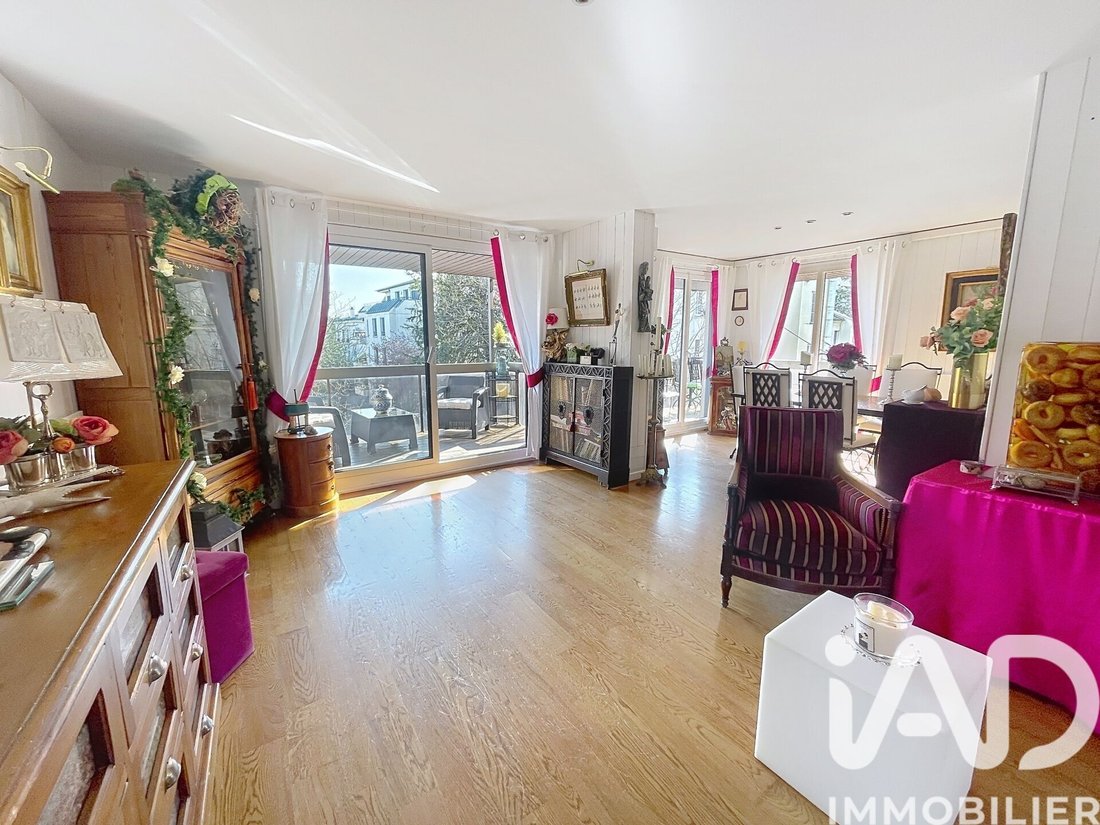 Apartment in Saint-Cloud, Ile-de-France, France 2 - 18105958
