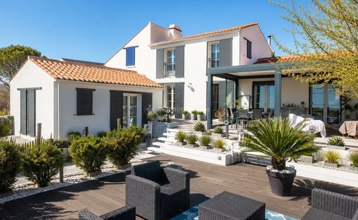 Villa in Noirmoutier Centre, Noirmoutier-en-l'Île, France 1