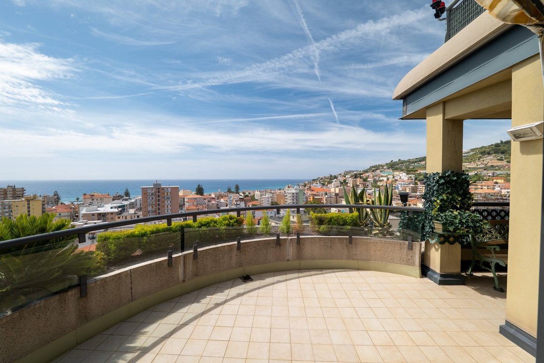 Apartment in Taggia, Liguria, Italy 2 - 18097337