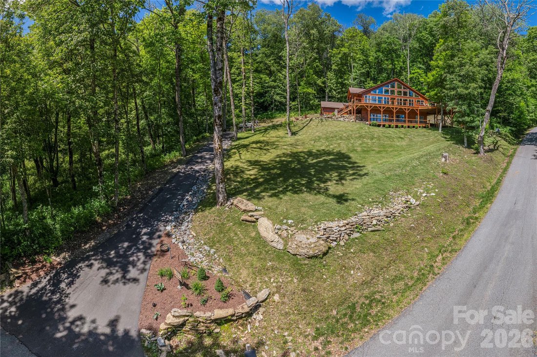 House in Maggie Valley, North Carolina, United States 1 - 17677247
