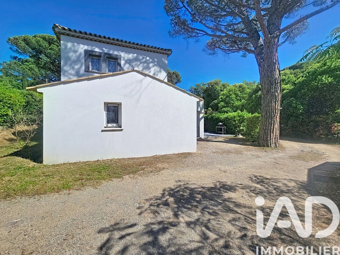 House in Ville-Les Saquedes-Le Bouillonnet, Sainte-Maxime, France 3 - 18097238
