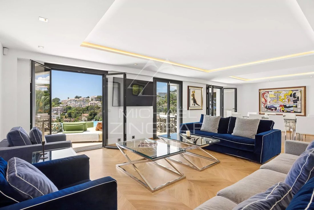 House in Cannes, Provence-Alpes-Côte d'Azur, France 4 - 18093550