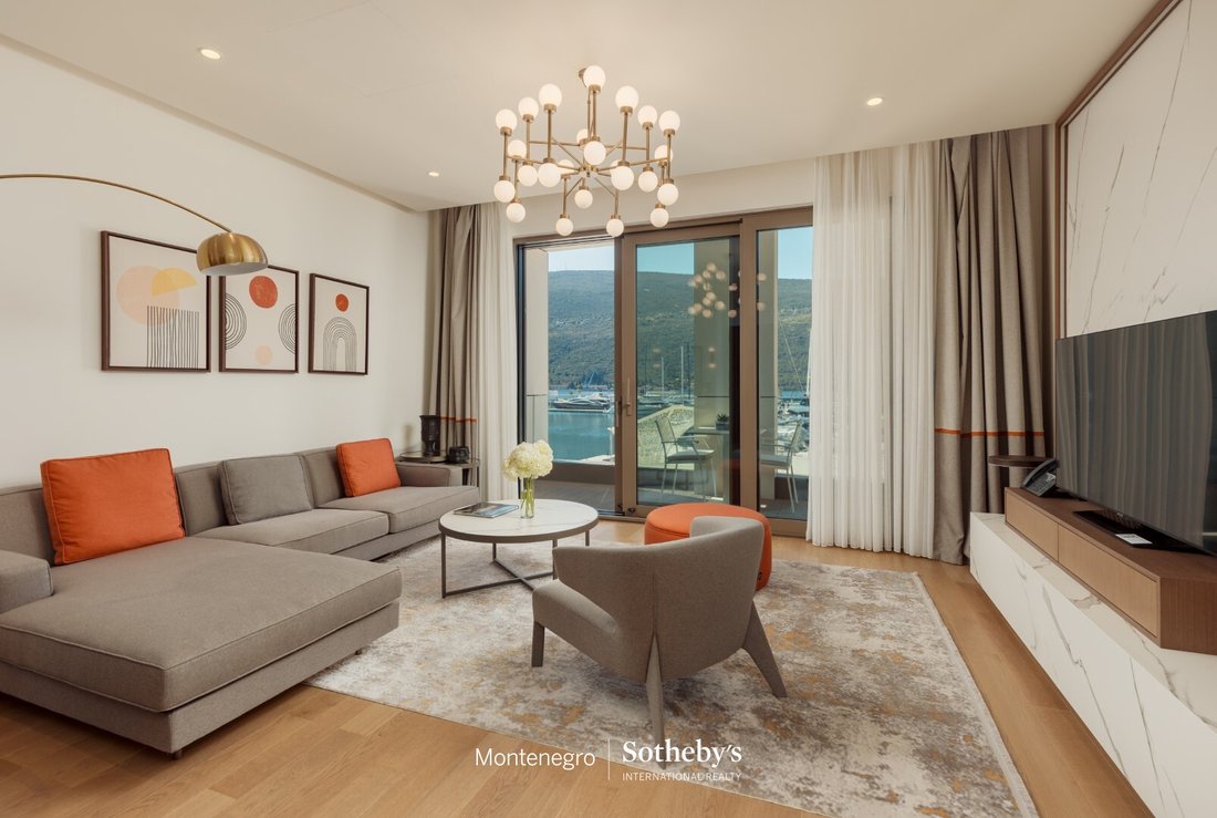 Apartment in Kumbor, Herceg Novi Municipality, Montenegro 4 - 17388736