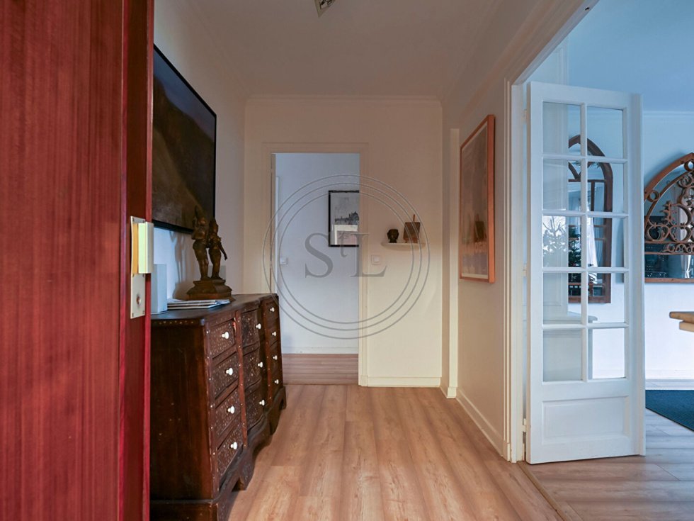 Apartment in Domaine National du Château, Versailles, France 4 - 18102963