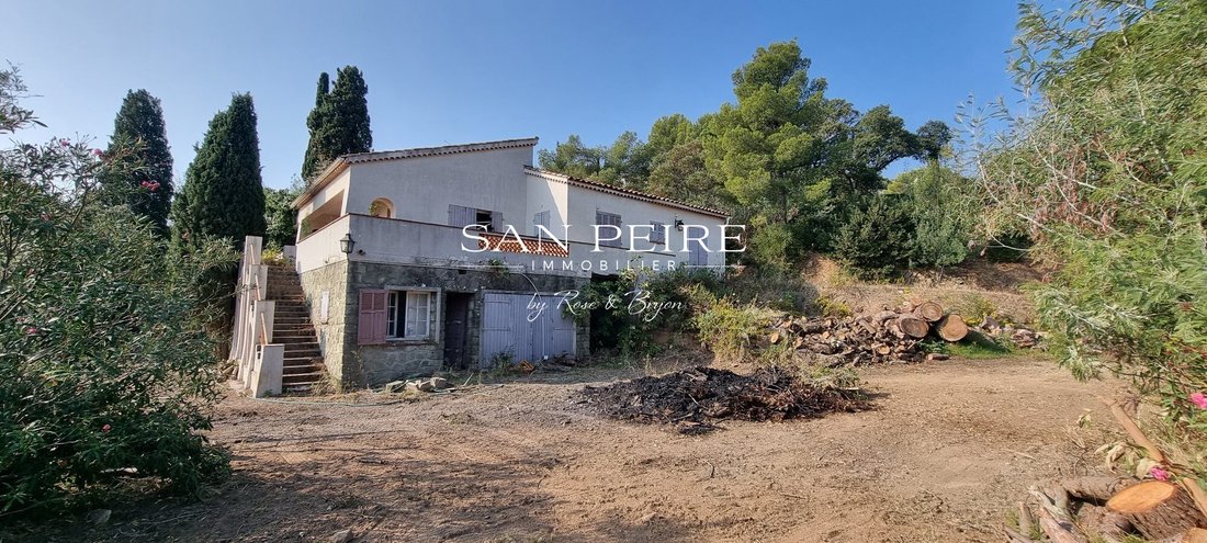Villa in Les Issambres, Roquebrune-sur-Argens, France 2 - 16382359