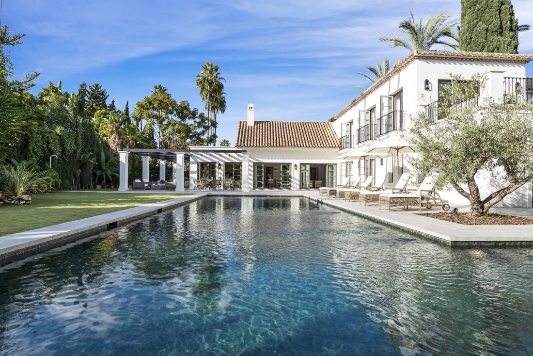 Villa in Nueva Andalucia, Marbella, Spain 1 - 18091933