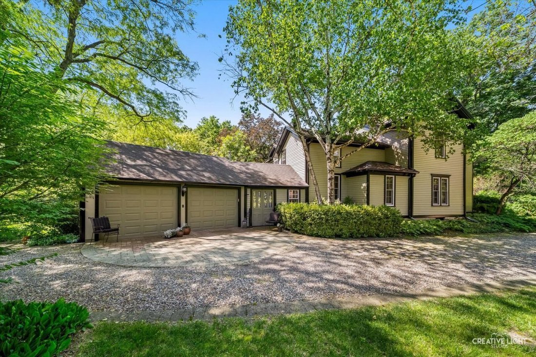 House in Geneva, Illinois, United States 3 - 18097499