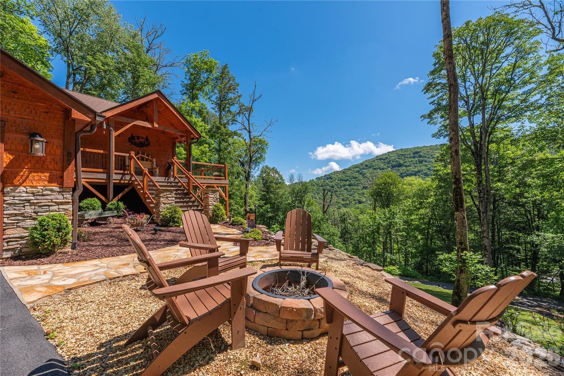Maison à Maggie Valley, Caroline du Nord, États-Unis 3 - 17677247