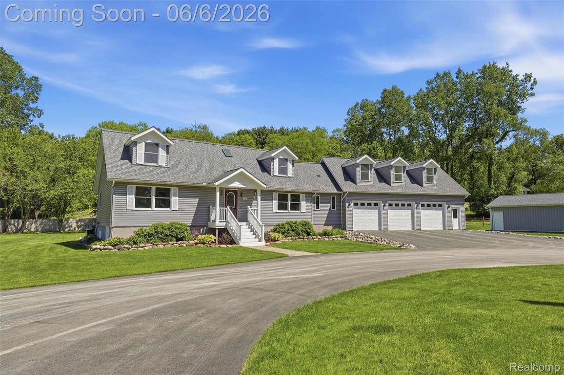 House in Whitmore Lake, Michigan, United States 2 - 18098613