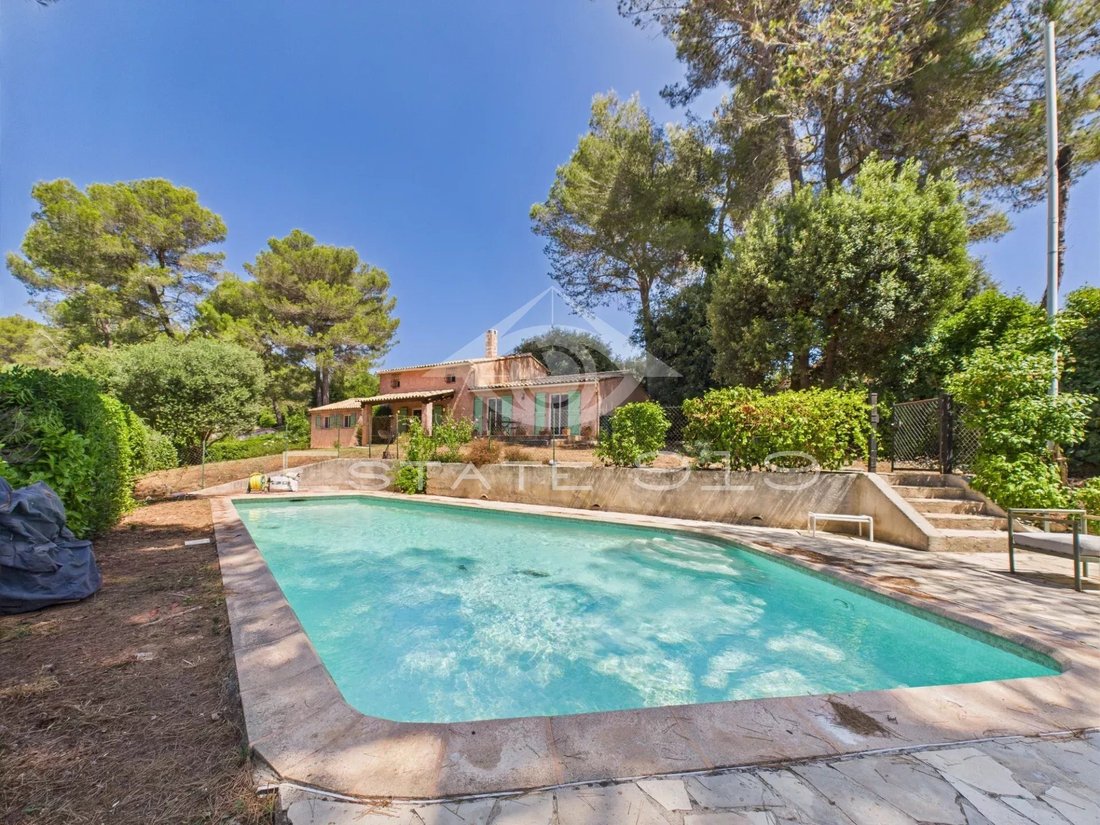Villa in Valbonne, Provence-Alpes-Côte d'Azur, France 2 - 18096681