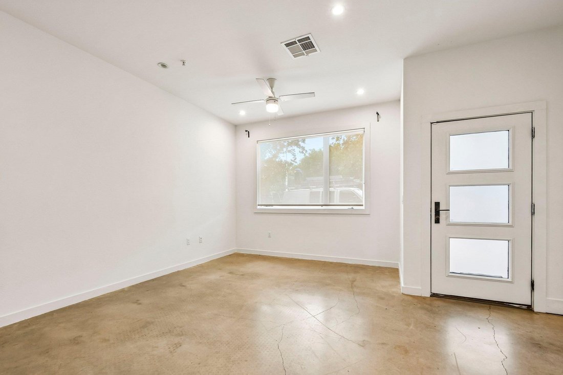 Condo in Austin, Texas, United States 5 - 18101154