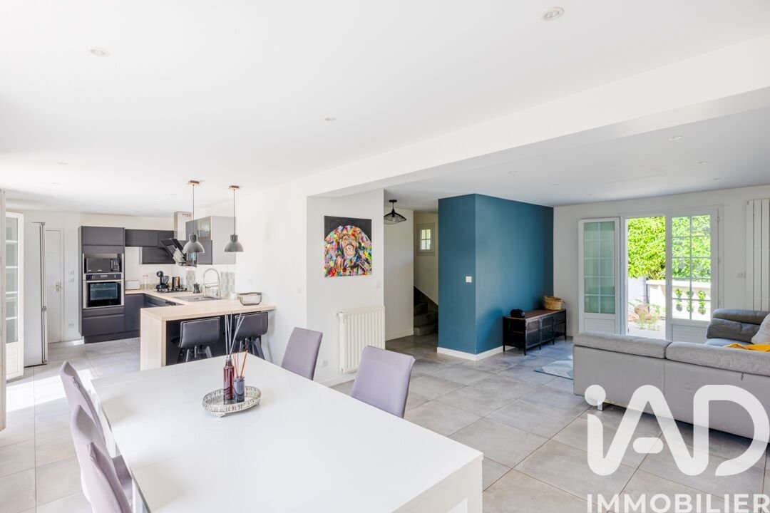 House in Andresy, Ile-de-France, France 1 - 18097194