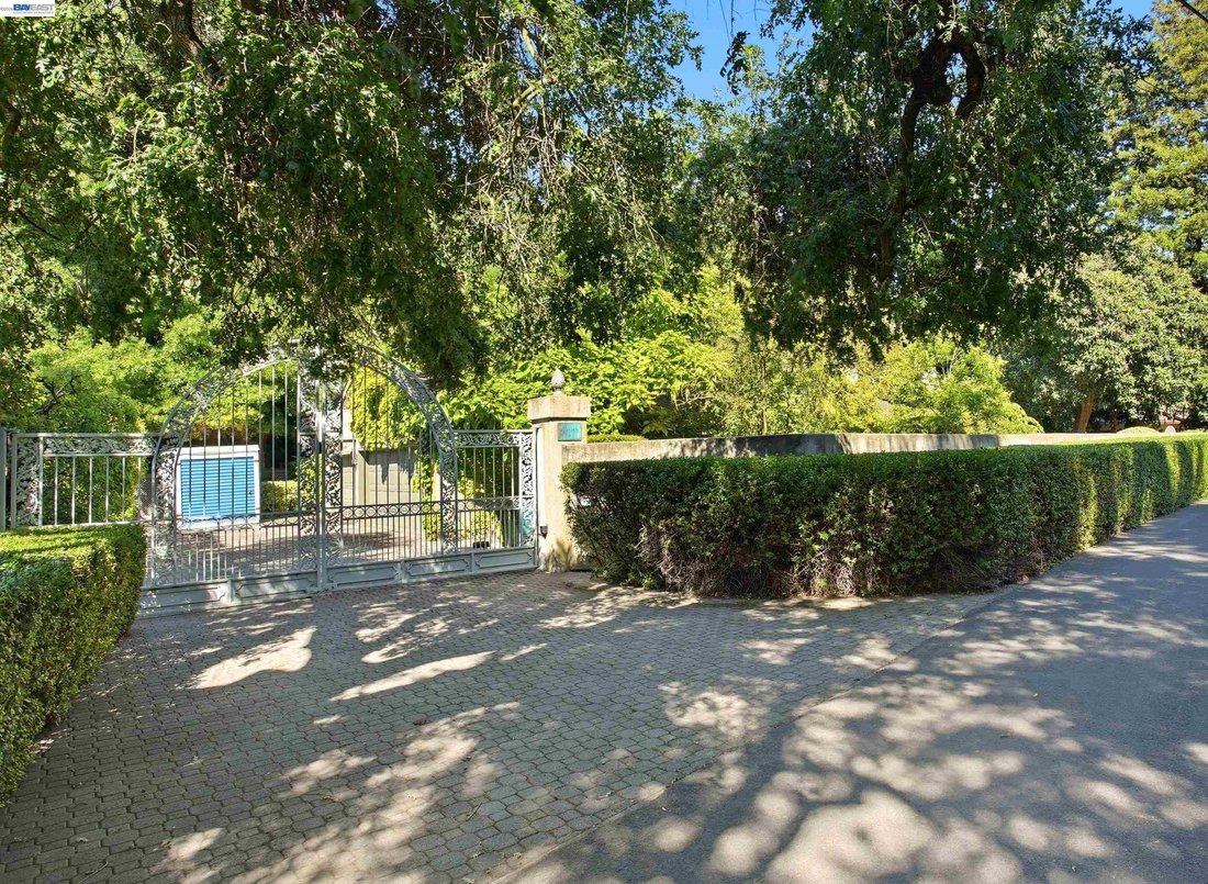 House in Stockton, California, United States 4 - 18095165