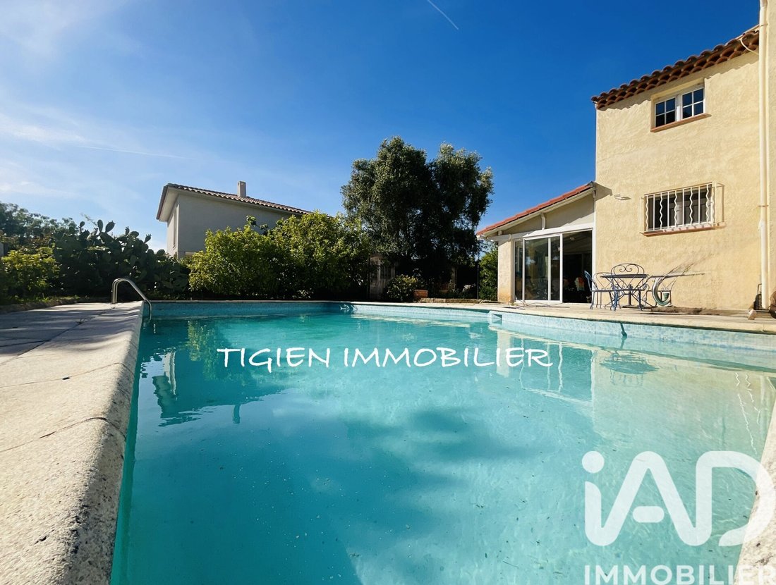 House in Six-Fours-les-Plages, Provence-Alpes-Côte d'Azur, France 1 - 18105956