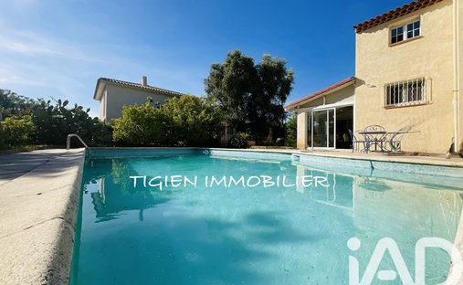 House in Six-Fours-les-Plages, Provence-Alpes-Côte d'Azur, France 1