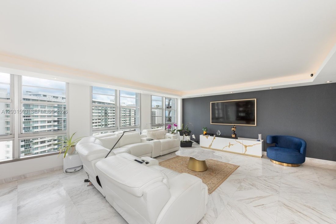 Condo in Miami Beach, Florida, United States 5 - 18103230