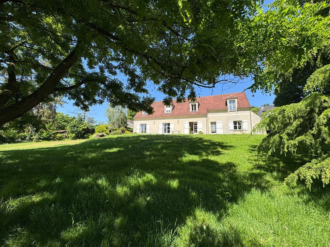 House in Gambais, Ile-de-France, France 1 - 18092764