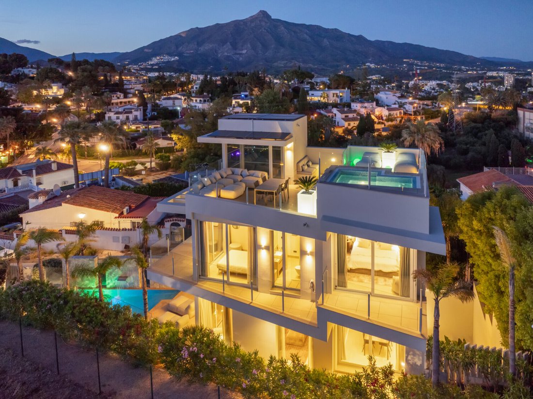 Villa in Puerto Banus, Marbella, Spain 3 - 18107134