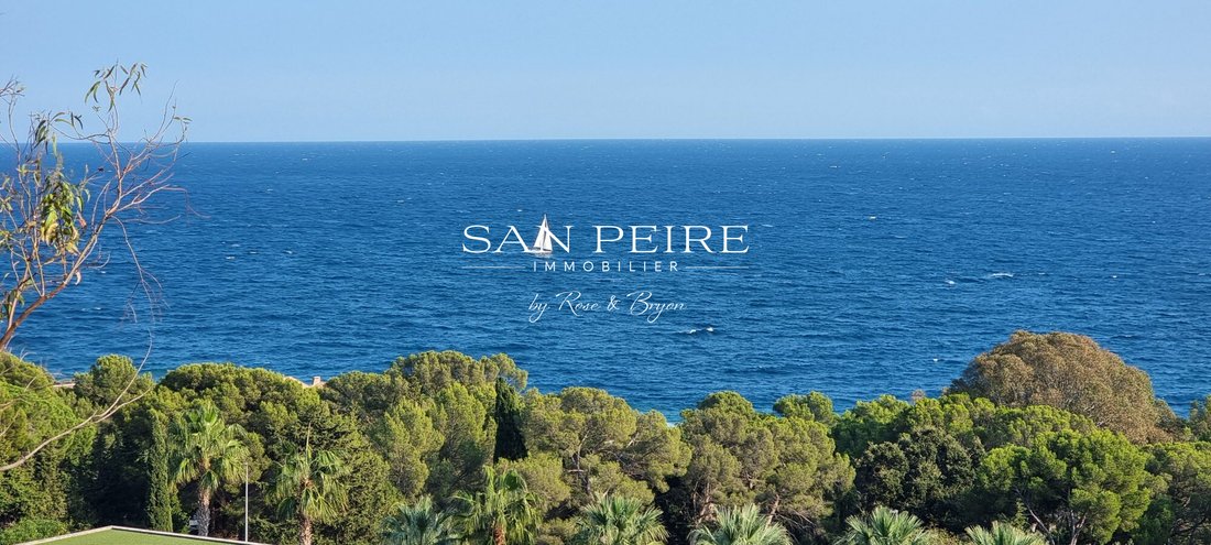 Villa in Les Issambres, Roquebrune-sur-Argens, France 4 - 16382359