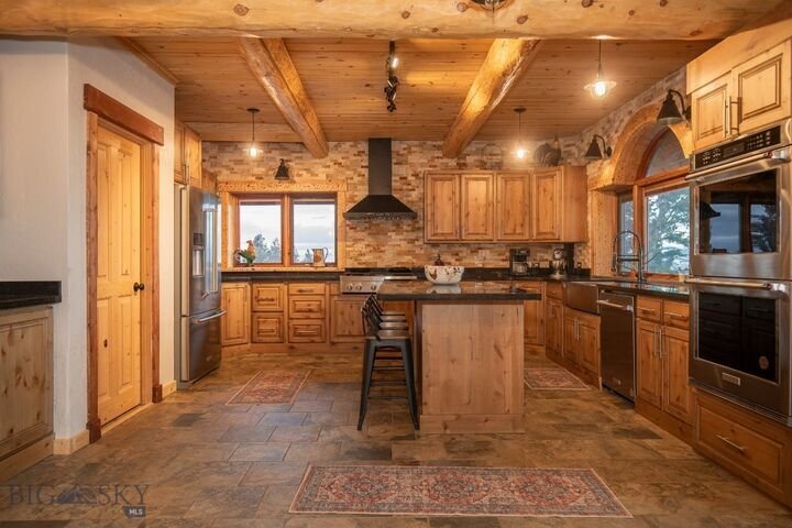 House in Anaconda, Montana, United States 2 - 18104349