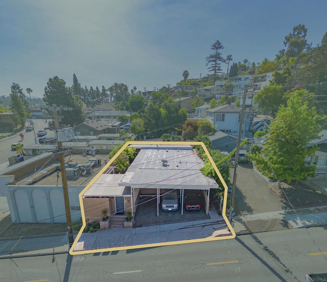 La Mesa, California, United States 4 - 18102771