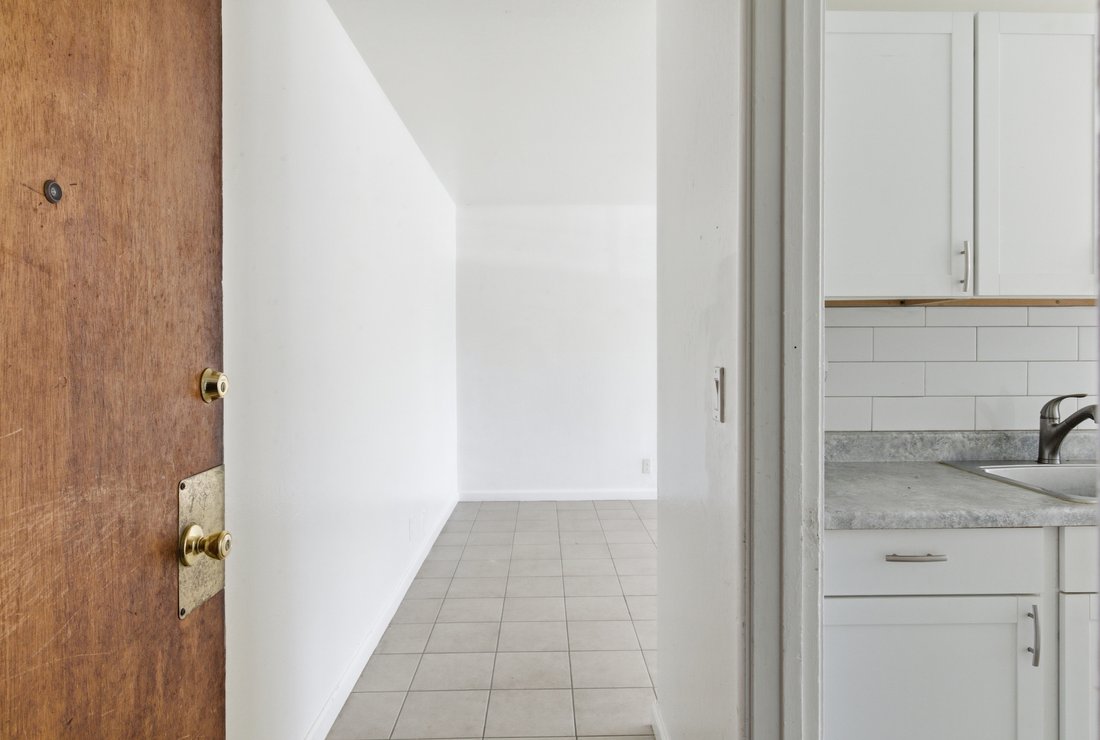 Berkeley, California, United States 4 - 18090682