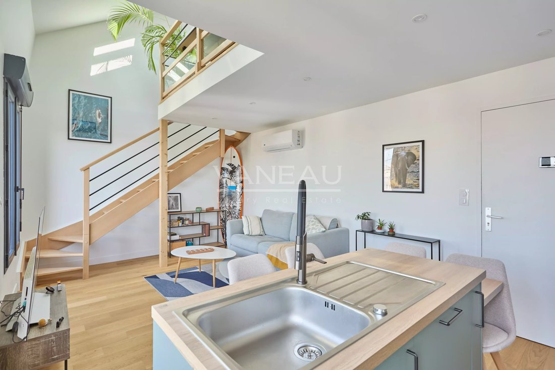 Apartment in Puteaux, Ile-de-France, France 3 - 18093367