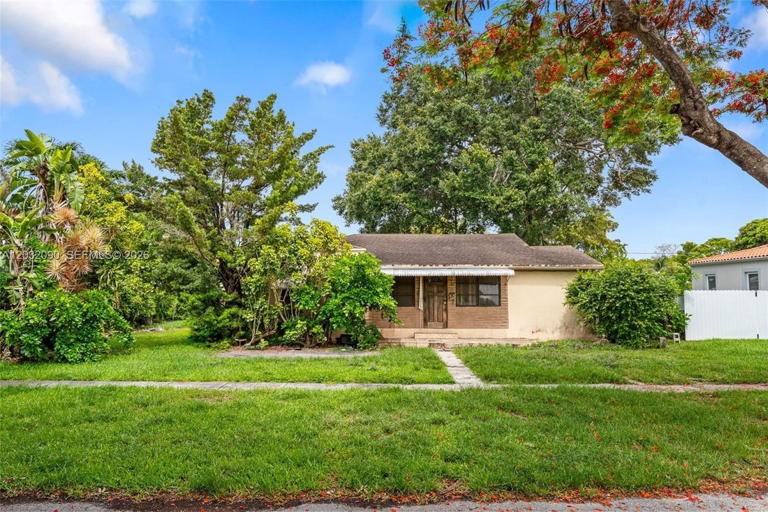 House in Miami, Florida, United States 2 - 18098532
