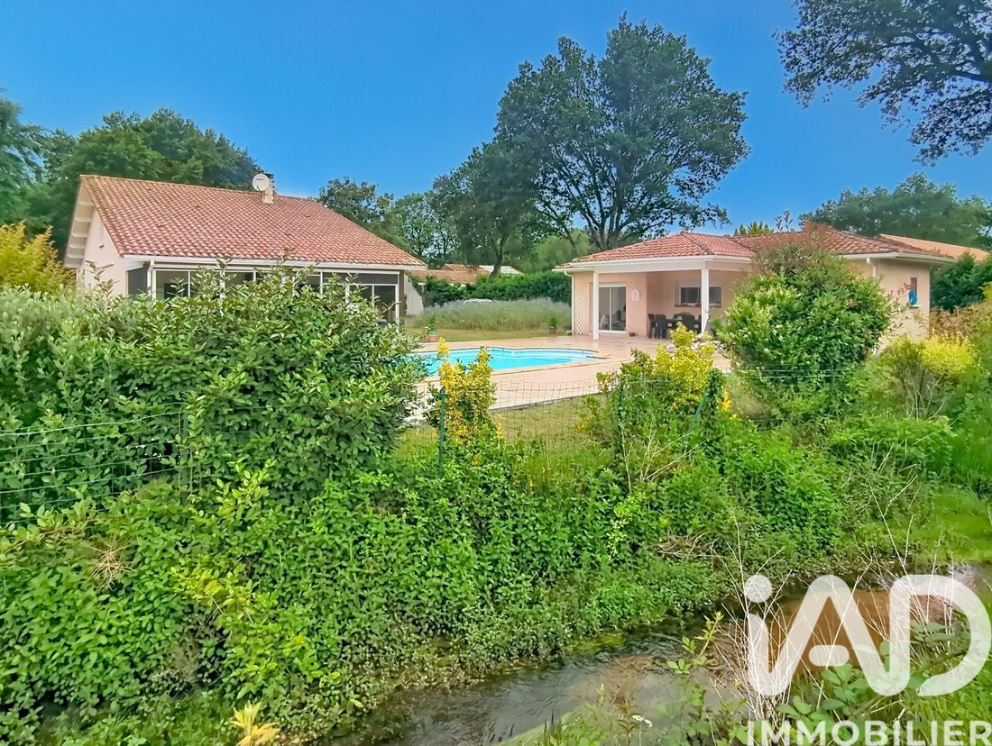House in Parentis-en-Born, Nouvelle-Aquitaine, France 1 - 17512928