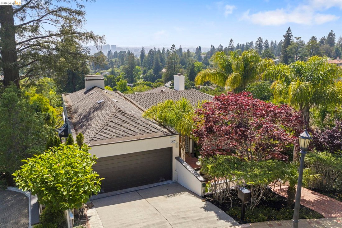 House in Oakland, California, United States 4 - 18095157