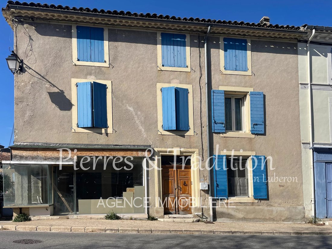 Céreste-en-Luberon, Provence-Alpes-Côte d'Azur, France 1 - 18099127