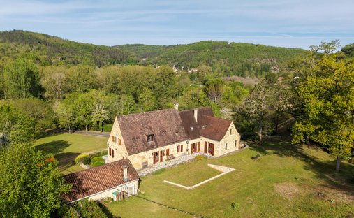 Maison à Sarlat-la-Canéda, Nouvelle-Aquitaine, France 1