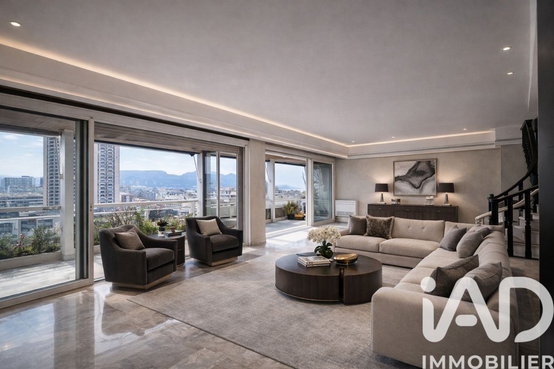 Apartment in Périer, 8e Arrondissement, Marseille 3 - 17714362