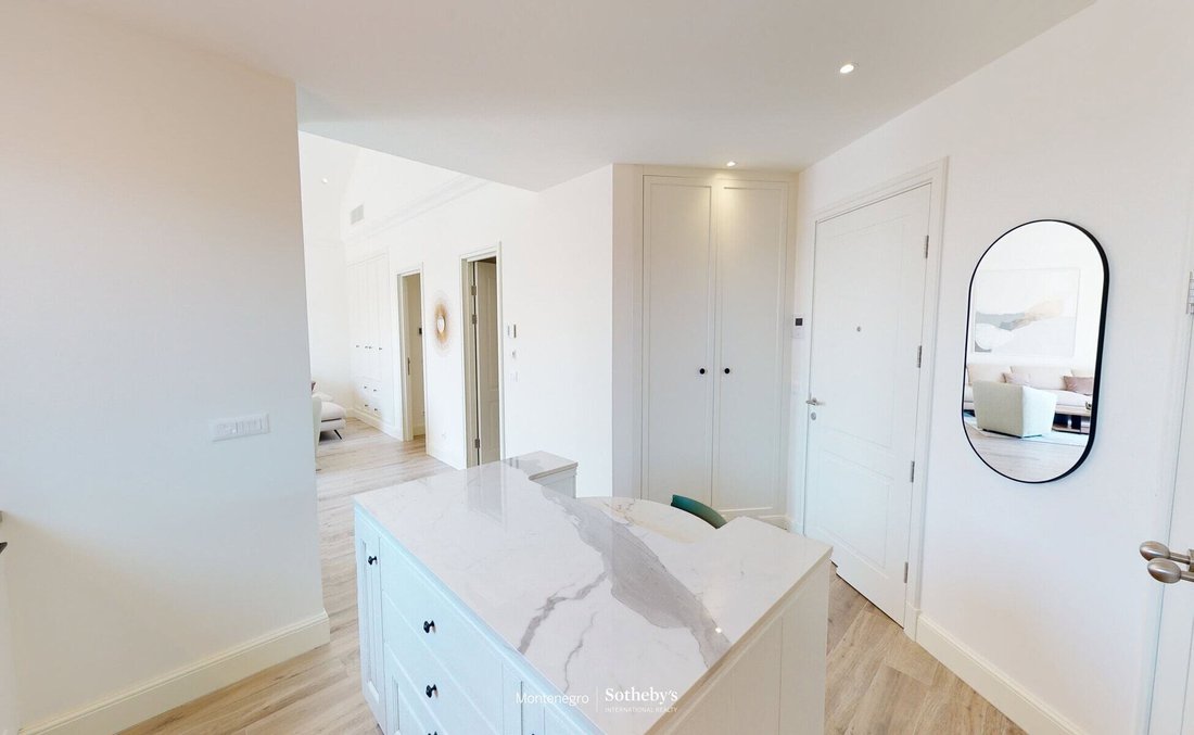 Apartment in Milovići, Tivat Municipality, Montenegro 4 - 17780004