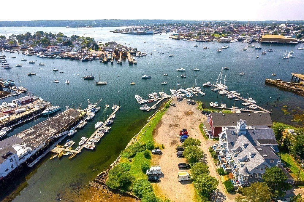 Condo in Gloucester, Massachusetts, United States 1 - 18096312