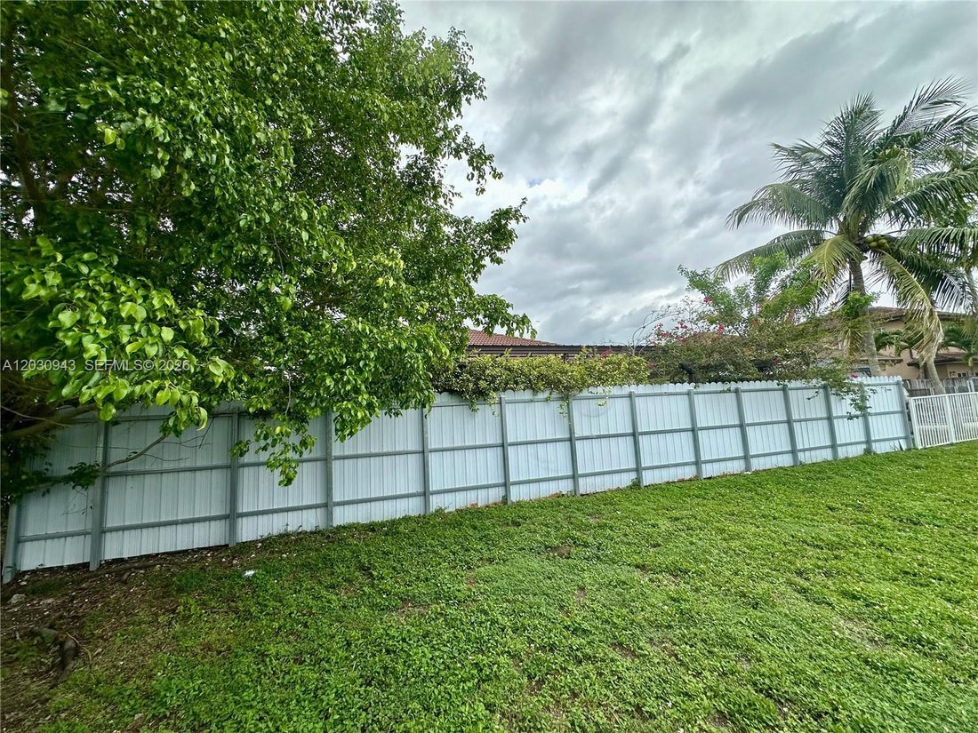 House in Miami, Florida, United States 4 - 18101068