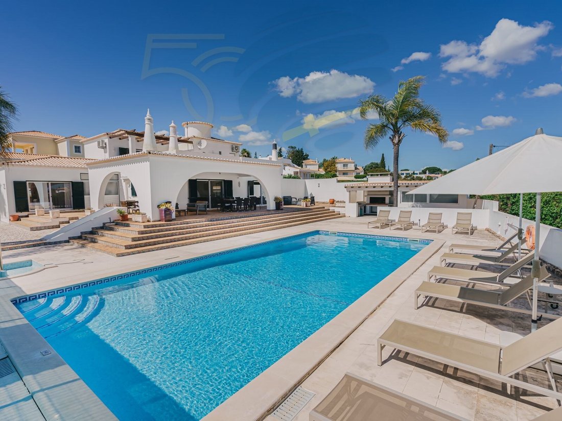 House in Carvoeiro, Algarve, Portugal 1 - 18099426