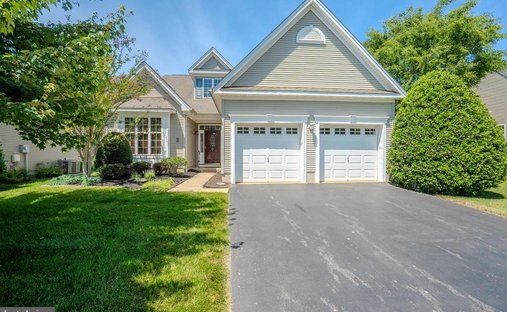 House in East Windsor, New Jersey, United States 1
