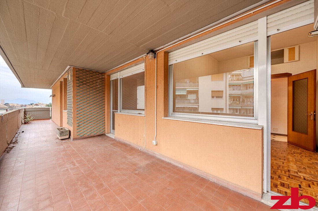 Apartment in City Center, Genoa, Liguria 4 - 18096086