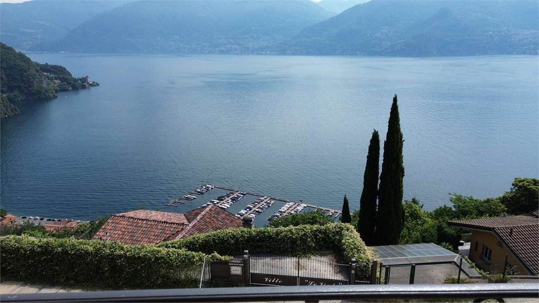 Apartment in Plesio, Lombardy, Italy 3 - 15937213