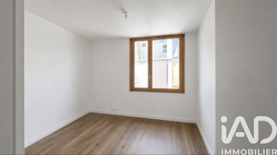 Apartment in Cachin, Romainville, France 3 - 18097115