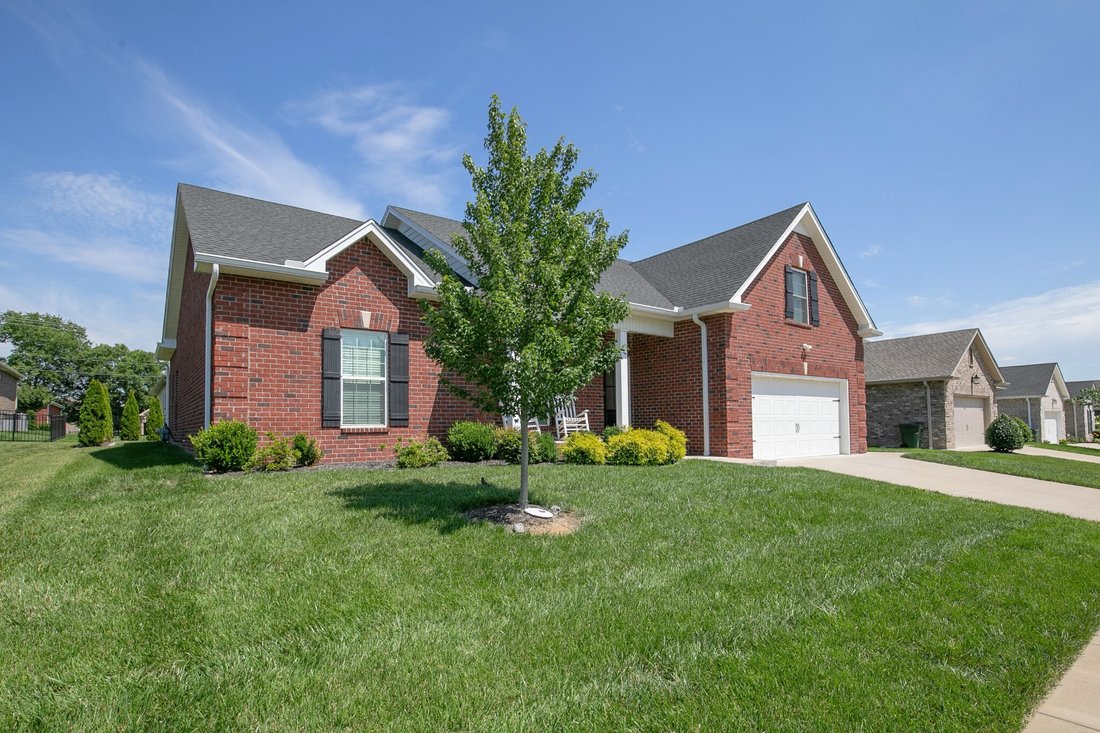 House in Gallatin, Tennessee, United States 1 - 18102641