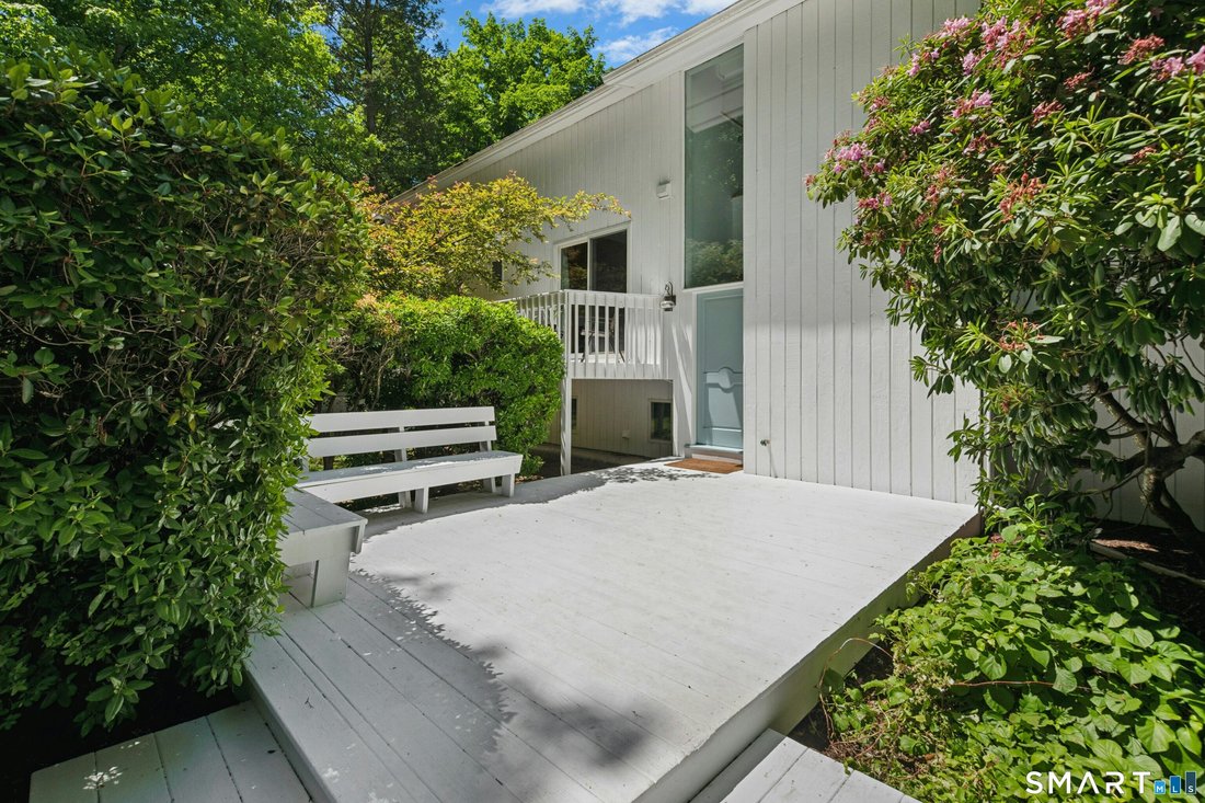 House in Weston, Connecticut, United States 4 - 18097885