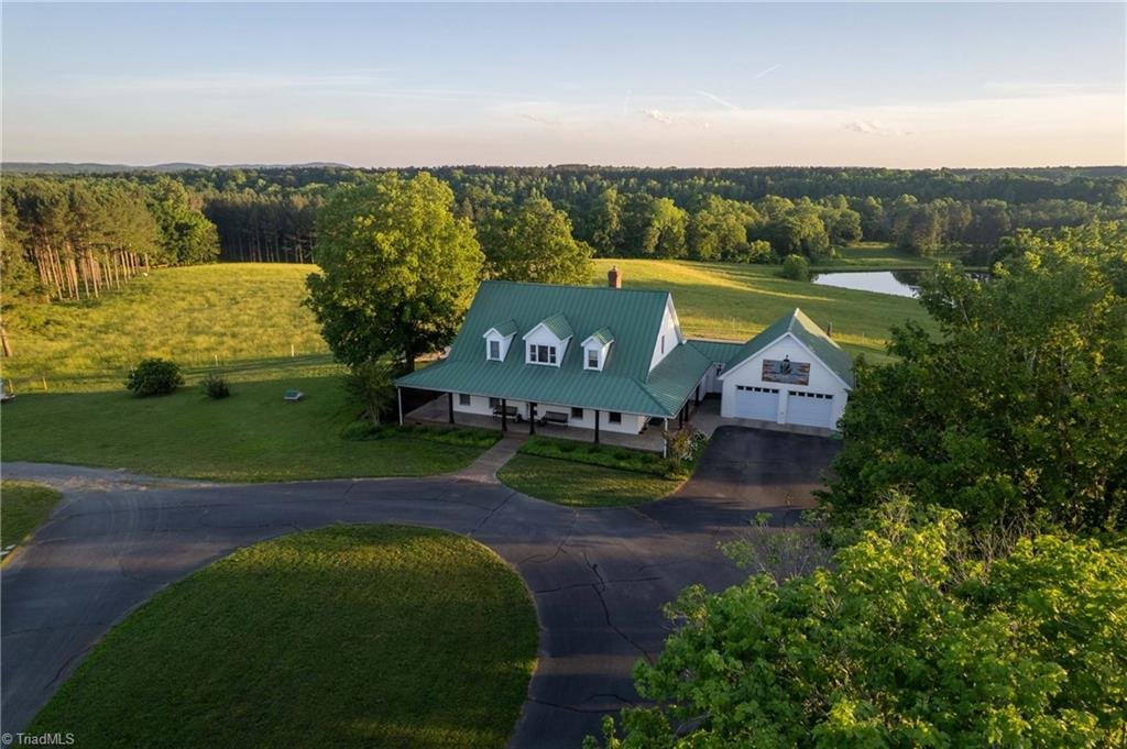 Maison à Asheboro, Caroline du Nord, États-Unis 2 - 18102656