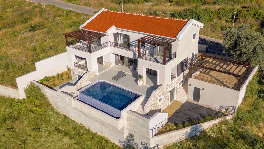Villa in Blizikuće, Budva Municipality, Montenegro 4 - 16503834
