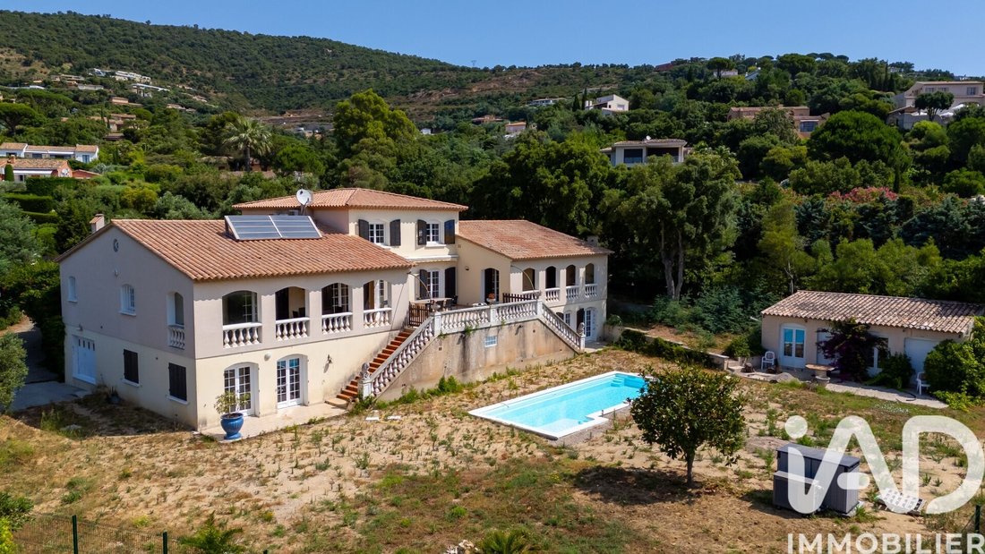 House in Grimaud, Provence-Alpes-Côte d'Azur, France 1 - 18076623