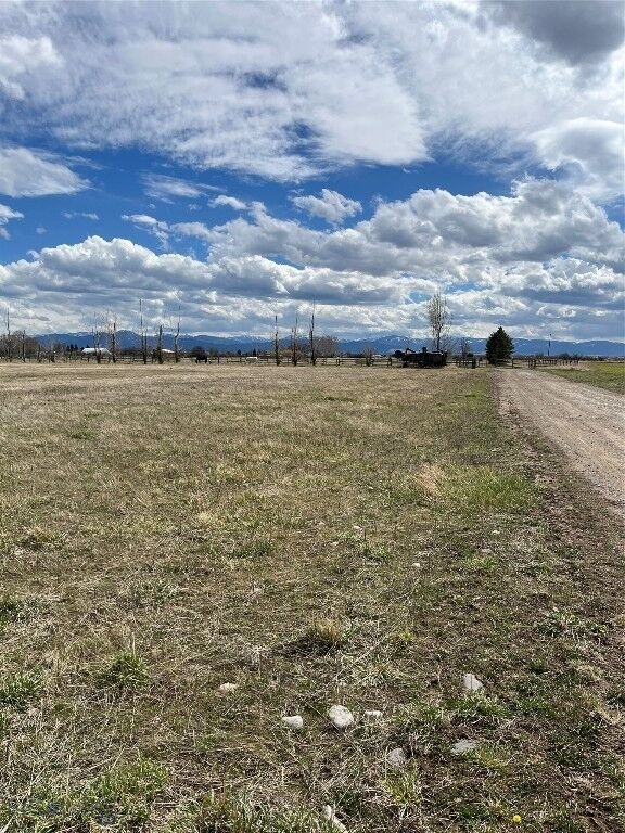 Land in Belgrade, Montana, United States 5 - 18104382