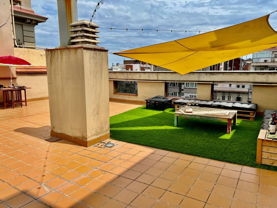 Apartment in Eixample, Barcelona, Spain 2 - 18096412
