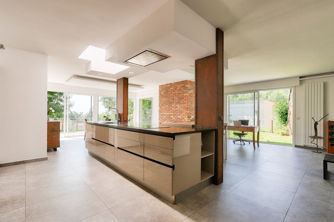 House in Anatole France, Le Plessis-Robinson, France 2 - 18105083