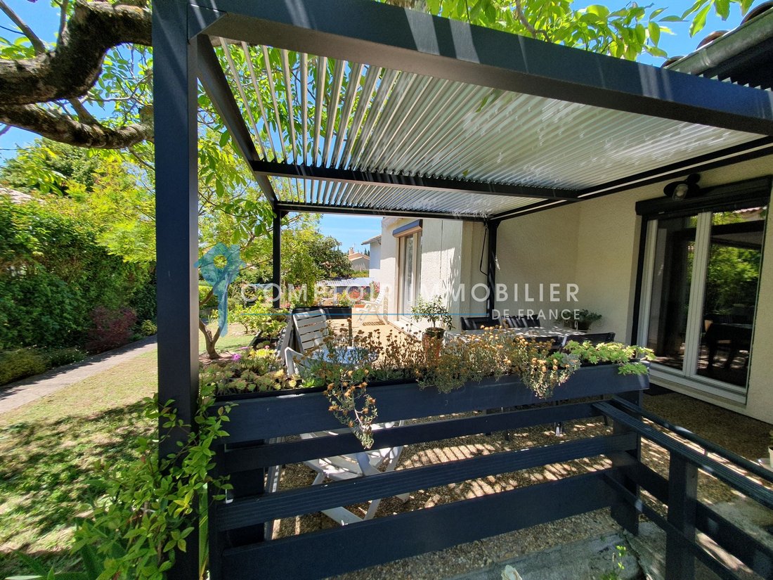 Villa à Uzès, Occitanie, France 2 - 18096479